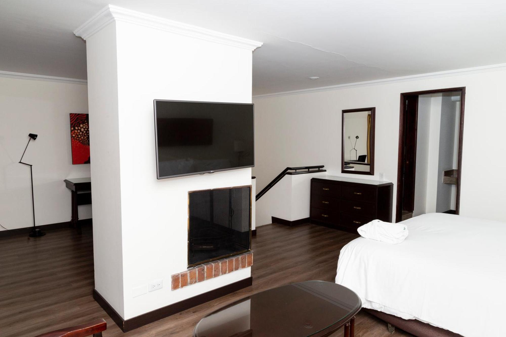 Hotel 101 Park House Богота Экстерьер фото